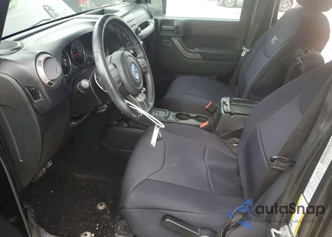 2016 Jeep Wrangler Unlimited Sport z USA, uszkodzony, nr VIN 1C4BJWDG5GL171304